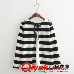 8月5日新品 秋裝新款 日系森女經(jīng)典拼蕾絲后背蝴蝶結(jié) 寬松長袖t恤 女 1666原始圖片2