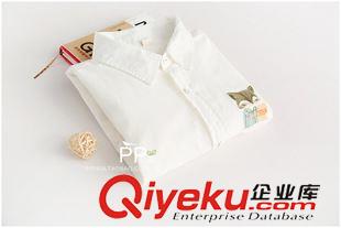 8月3日新品 2015秋季新款卡通松鼠刺繡襯衣寬松可挽起長袖棉質(zhì)襯衣上衣1613原始圖片2