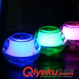 usb產(chǎn)品 新品創(chuàng)意夜燈加濕器 USB桌面迷你加濕器 USB水晶夜燈加濕器批發(fā)