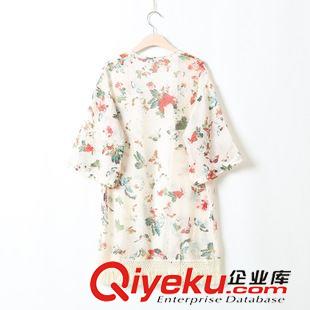 8.13新款 秋季蝴蝶印花圖案下擺拼接流蘇花邊七分袖披肩式襯衫女森女系原始圖片2