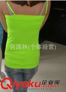 无缝运动内衣外套 外贸女士无缝 吊带 背心 女士打底V领打底背心罩杯款 带胸垫