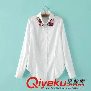 9月12 時尚百搭秋裝 女士個性刺繡蕾絲拼接袖薄款套頭T恤衫14YY-9.388