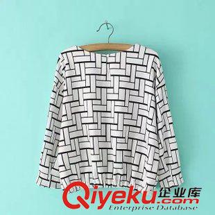 15年8月26-31 時(shí)尚清新百搭秋裝 女士不規(guī)則格紋七分袖上衣襯衫11RM-8.483原始圖片2