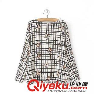 15年8月26-31 時尚清新百搭秋裝 女士格紋印卡通圖案七分袖上衣襯衫11RM-8.482原始圖片2