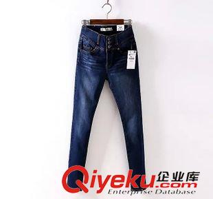 15-6月1-5 歐美夏裝熱賣爆款 女士個性兩邊磨破卷邊牛仔短褲2WS-6.059