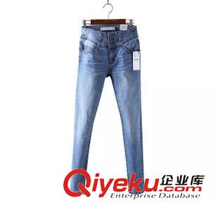 15-6月1-5 歐美人氣熱賣爆款 女士三粒扣修身顯瘦凈版牛仔褲長褲2WS-6.068