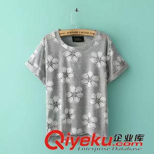 15-5月26-31 韓版人氣熱賣爆款 女士甜美百搭花朵貼布短袖T恤衫MM-5.582
