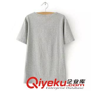 T恤 夏季簡約百搭款 女士休閑卡通印花下擺開叉棉T恤衫11RM-5.360