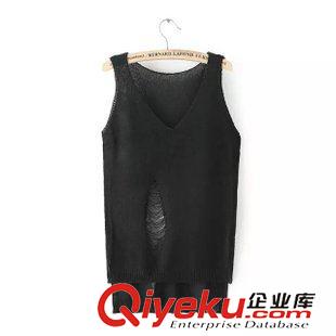 T恤 歐美時尚潮款 女士V領前短后長個性破洞套頭針織衫背心7XY-7.304