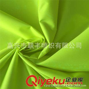 平紋 240T半光春亞紡加PU白膠涂層防潑水 戶外沖鋒衣登山服功能性面料原始圖片3