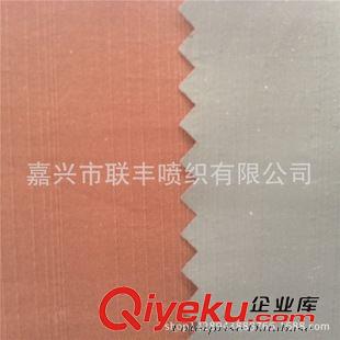 半彈 廠家優(yōu)質(zhì)供應(yīng) 半彈亂格涂白發(fā)泡 男裝夾克時(shí)尚羽絨服面料原始圖片3