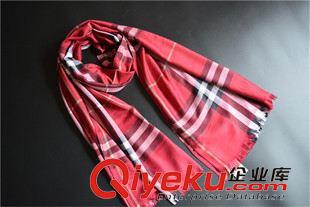 手套 圍巾 外貿(mào)  巴家經(jīng)典格子圍巾花色多樣原始圖片2