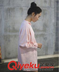 8月12號(hào)新款發(fā)布 2015秋裝新款印花長(zhǎng)款寬松半開領(lǐng)長(zhǎng)袖衛(wèi)衣 7207原始圖片3