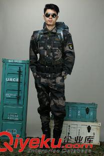 包具 董嘉駿07城市數(shù)碼迷彩背囊攜行具三色登山旅行包戶外雙肩旅行背包原始圖片2