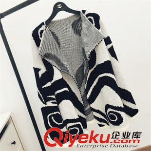 8月26 NEW! 韓國東大門官網(wǎng)代購2015秋裝新款復(fù)古抽象花紋氣質(zhì)針織衫開衫毛衣