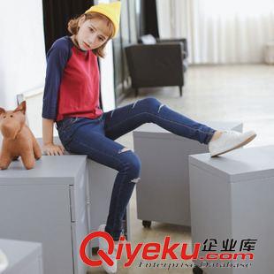 8月08 NEW! 2015早秋新款韓國(guó)東大門(mén)ulzzang學(xué)院風(fēng) 刀割破洞簡(jiǎn)約彈力牛仔褲原始圖片2