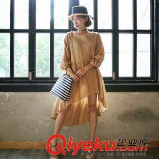 8月07 NEW! 韓國東大門代購2015秋季新款復古森女箭頭花紋側邊扣寬松外套