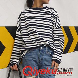 9.23 韓國(guó)歐美風(fēng)不規(guī)則條紋運(yùn)動(dòng)風(fēng)百搭寬松衛(wèi)衣絨加厚女裝套頭女衛(wèi)衣