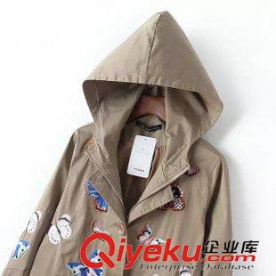 29號(hào)新款 YGA00929   15秋季新款韓版時(shí)尚彩色刺繡蝴蝶刺繡連帽風(fēng)衣外套女原始圖片3