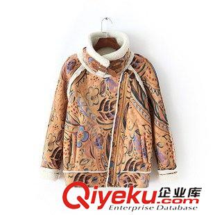 27號(hào)新款 IKI0927    15秋冬新款歐美風(fēng)印花麂皮絨羊羔毛插肩袖機(jī)車外套 女原始圖片2