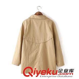 14號(hào)新款 B1E5914   15秋季新款韓版時(shí)尚翻領(lǐng)插肩袖雙口袋寬松風(fēng)衣外套女原始圖片3