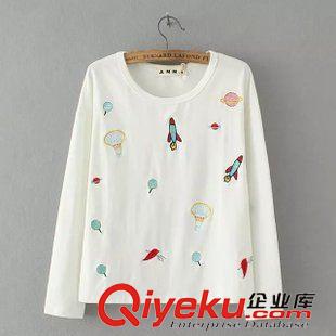 20號新款 OKＣ5820　15秋新款森女日系時尚圓領(lǐng)長袖刺繡網(wǎng)球拍寬松T恤女原始圖片2