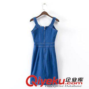 11號新款 C5E0711   15新款歐美風(fēng)時(shí)尚V領(lǐng)鏤空收腰吊帶牛仔背心連衣裙女原始圖片2