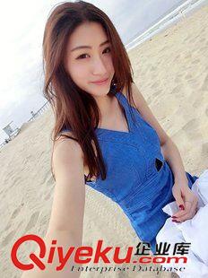 11號新款 C5E0711   15新款歐美風(fēng)時(shí)尚V領(lǐng)鏤空收腰吊帶牛仔背心連衣裙女原始圖片3