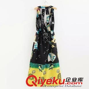 26號新款 KGD0626   2015新款歐美風(fēng)時尚后開叉掛脖露背定位印花連衣裙原始圖片2