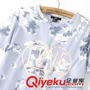 18號(hào)新款 KqC0418    2015新款歐美風(fēng)印花胸口刺繡字母愛(ài)心短袖T恤 女上衣原始圖片3