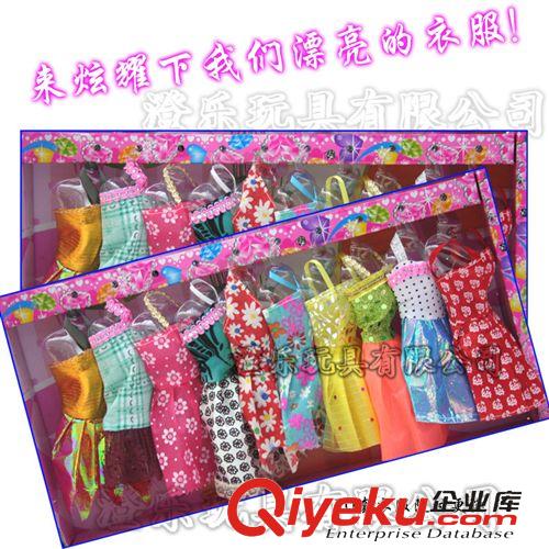 芭比娃娃/娃娃玩具 廠家批發(fā)塑料過(guò)家家芭比公主娃娃+空調(diào)+沙發(fā)配件21件豪華大禮盒