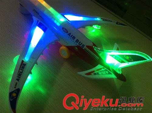 車模型 電動(dòng)飛機(jī) 電動(dòng)燈光音樂語音飛機(jī) 塑料玩具廠家直銷原始圖片3