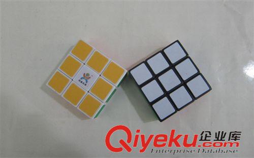 一階魔方 智勝一階魔方  黑白兩色 專業(yè)批發(fā)原始圖片3
