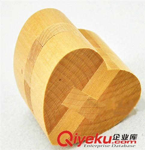  孔明鎖 解鎖  本心鎖孔明鎖6cm 情人節(jié)禮物 禮品工藝品 小商品批發(fā) 地?cái)偀徜N品原始圖片3