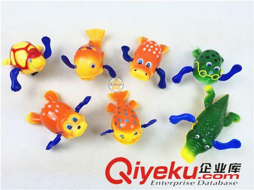 夏天戲水玩具 夏天熱賣上鏈發(fā)條游水兒童玩具 上鏈游水人 幼兒沐浴地攤玩具