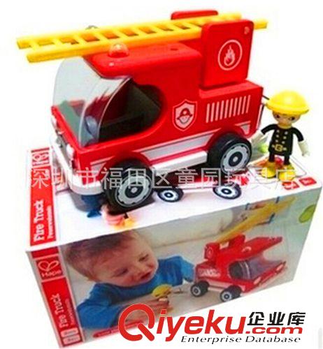 仿真玩具車 德國(guó) Hape 木制玩具消防車帶公仔男孩情景游戲禮物早教益智消防員