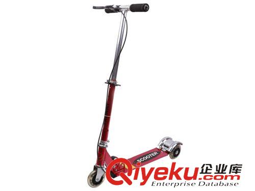 滑板車 【熱銷滑板車】全鋁三輪滑板車【帶燈.帶手剎】