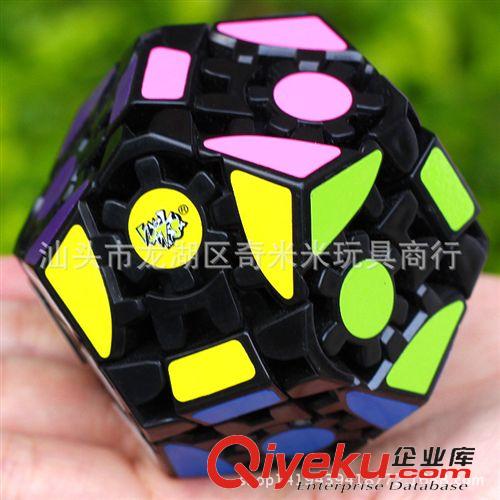 藍(lán)藍(lán)zp魔方 【藍(lán)藍(lán)zp齒輪五魔方簡(jiǎn)單版】藍(lán)藍(lán) 異形齒輪魔方益智玩具批發(fā)原始圖片2