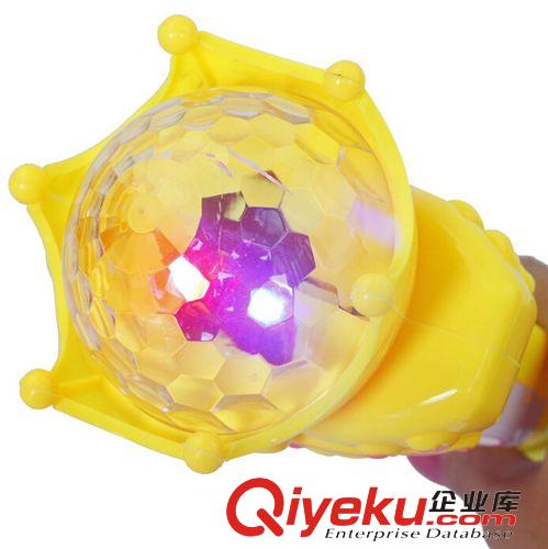 發(fā)光玩具 兒童發(fā)光玩具批發(fā)地?cái)傌浽?電動(dòng)音樂魔法棒 投影滿天星閃光棒原始圖片2
