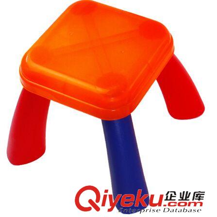 學習桌椅 批發tj 學生靠背椅子 學習椅 釣魚椅 兒童玩具凳 一件代發AR810
