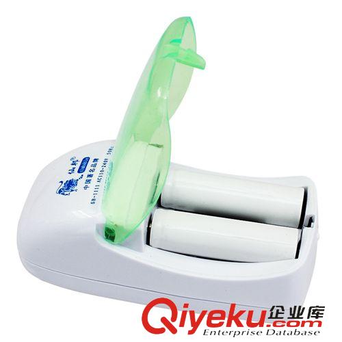 新品上市 多功能SB-1111 玩具電池充電器 5號(hào)AA 7號(hào)AAA 標(biāo)準(zhǔn)充電器套裝原始圖片2