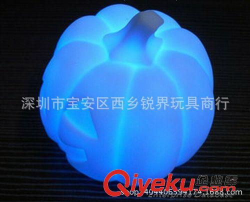 感應(yīng)玩具 七彩小夜燈 萬圣節(jié)禮品 南瓜 小夜燈地?cái)偀徜N發(fā)光玩具批發(fā)原始圖片3