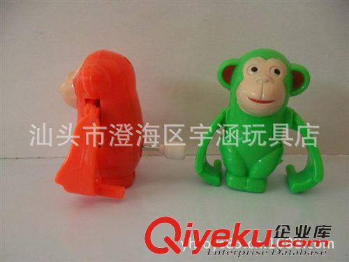 上鏈  發(fā)條 混批玩具 供應上鏈猴子 熱銷款發(fā)條上鏈雙手搖晃 地攤淘寶熱賣原始圖片2