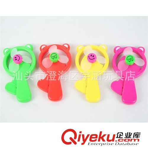 地?cái)偀豳u 手動(dòng)小風(fēng)扇 手握風(fēng)扇 學(xué)生便攜迷你不用電池批發(fā)六一生日節(jié)日熱賣原始圖片3