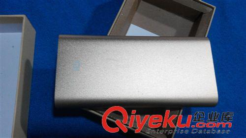 藍牙耳機 移動充電寶數(shù)據(jù)線智能手機充電平板電腦充電5.5寸8核手機可以充電原始圖片3