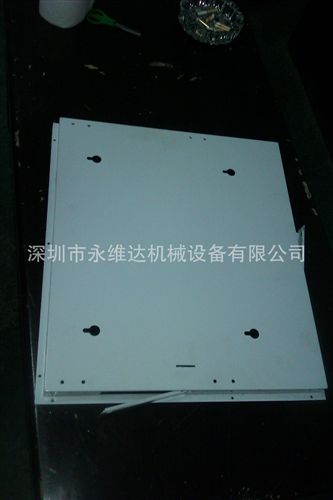 新品上架 廠家現(xiàn)貨 22+7亞克力款樓宇廣告機外殼 超薄廣告機外殼