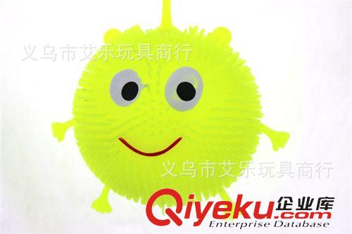 發光玩具 供應國內夜市熱銷發光玩具 義烏小商品 閃光大號笑臉彈力細毛球原始圖片2