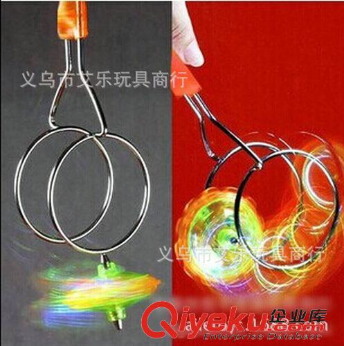 體育休閑玩具 2014秋冬新款 魔力飛轉閃光魔幻陀螺兒童成人休閑趣味玩具