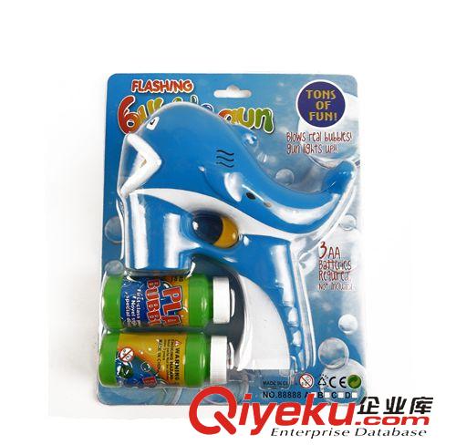 過家家類玩具 批發(fā) 兒童電動(dòng)玩具 帶雙瓶水海豚音樂燈光泡泡槍 全自動(dòng)泡泡槍原始圖片3