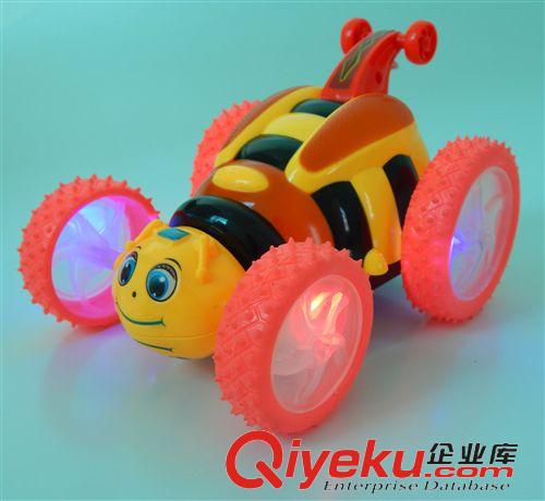 遙控類玩具 批發 蜜蜂無線遙控車  四通會翻斗特技車 帶發光音樂  兒童玩具原始圖片2
